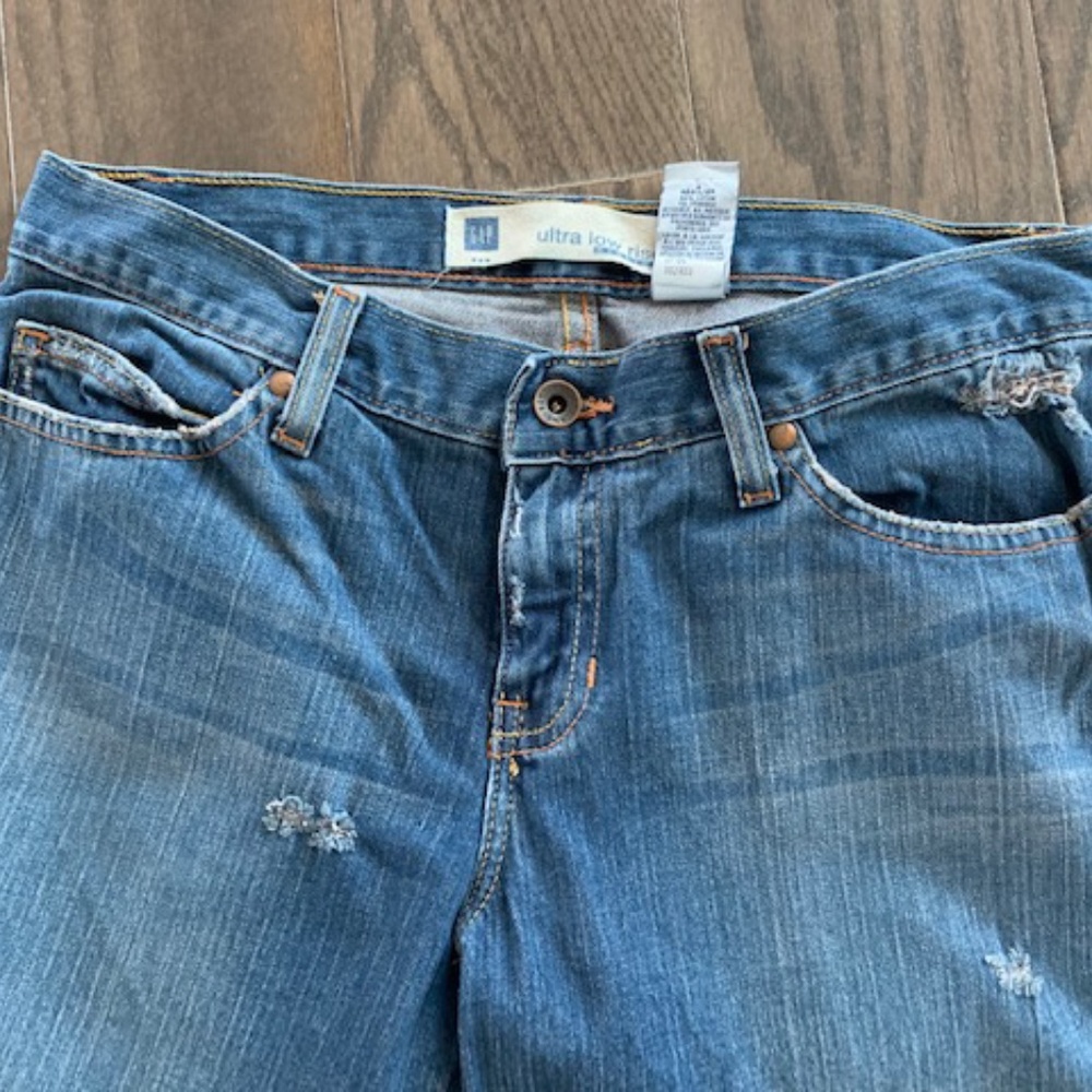 Gap Ultra Low Rise Women's Distressed Denim Jeans - Picture 6 of 7